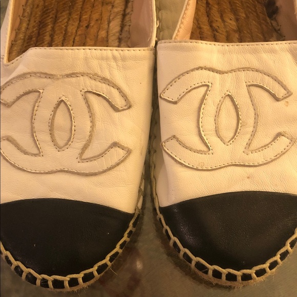 Chic Espadrilles in Pink and Black - Picture 5 of 6